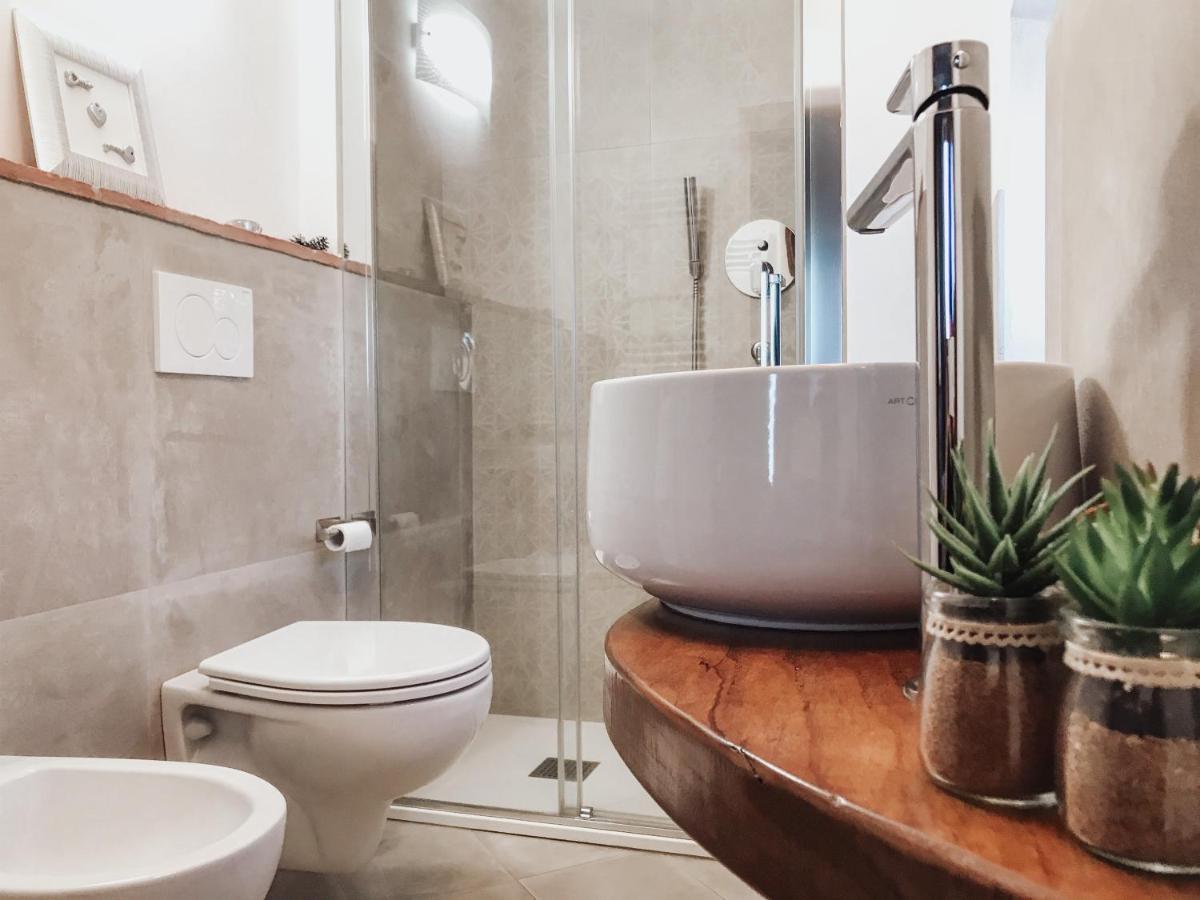 체르탈도 Antica Torre Del Borgo B&B 외부 사진