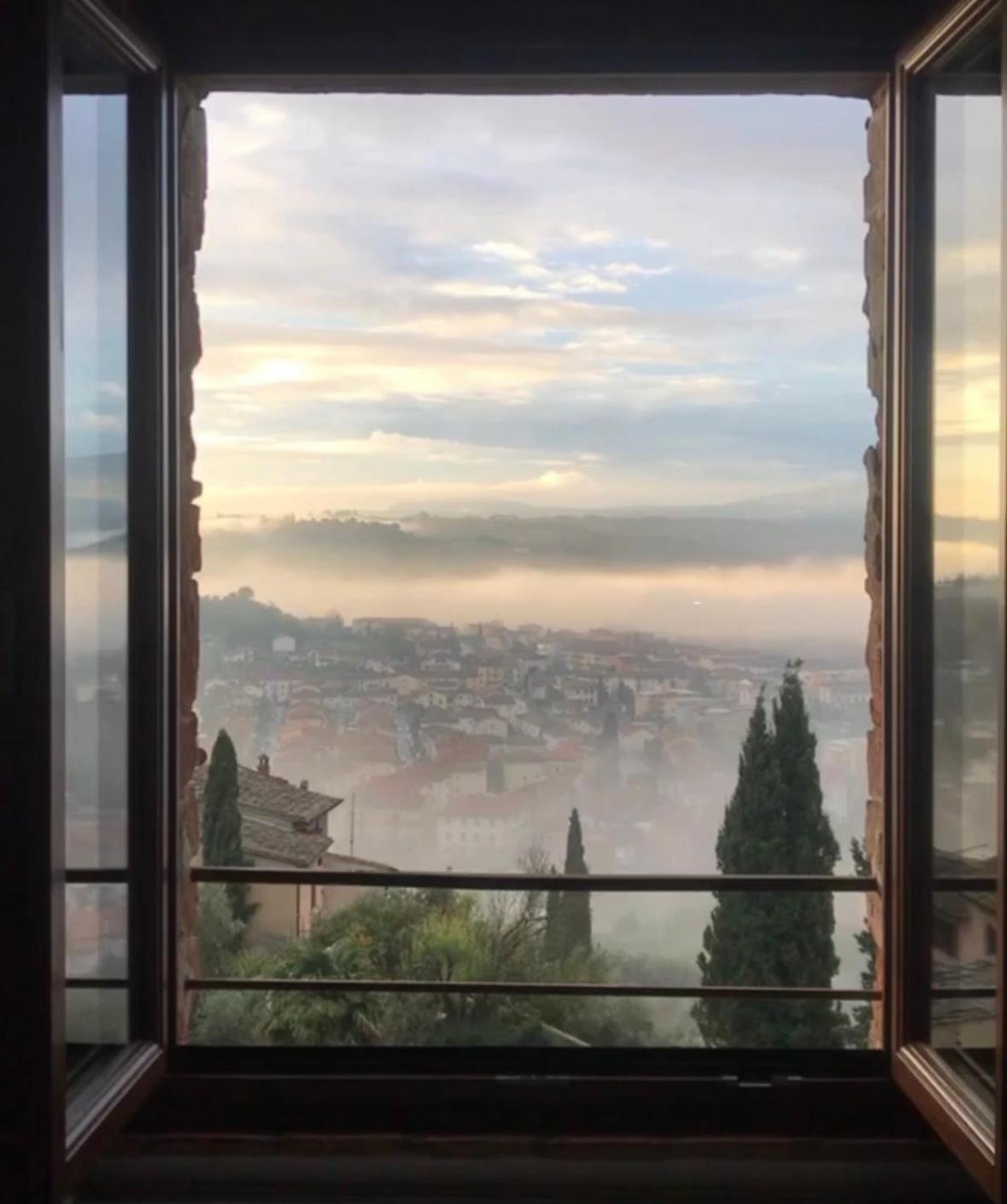 체르탈도 Antica Torre Del Borgo B&B 외부 사진